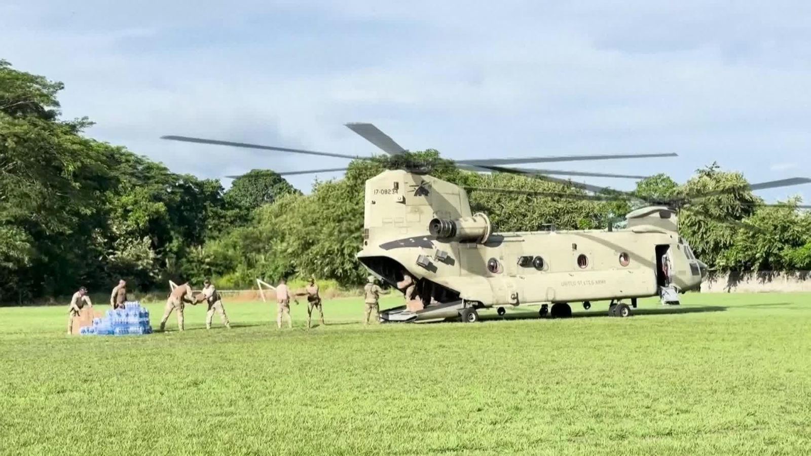 D003-PANAMA PRESIDENTE MULINO VISITA ZONAS TERREMOTO