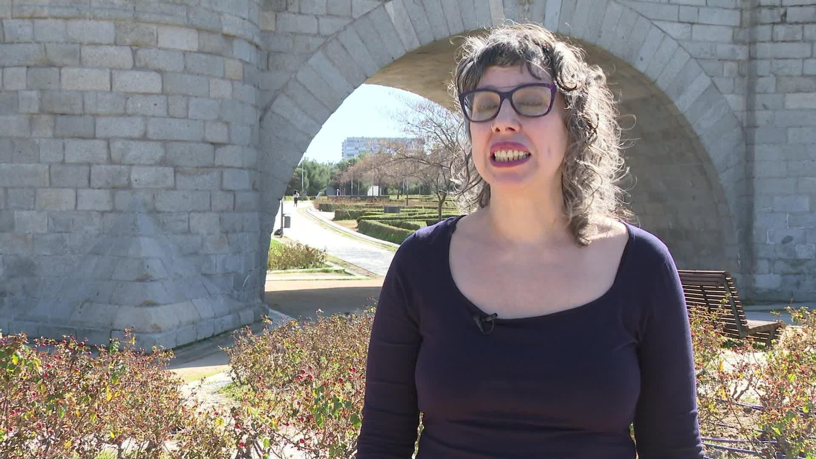 J055-MADRID EXPERTO ESCUDO SOCIAL