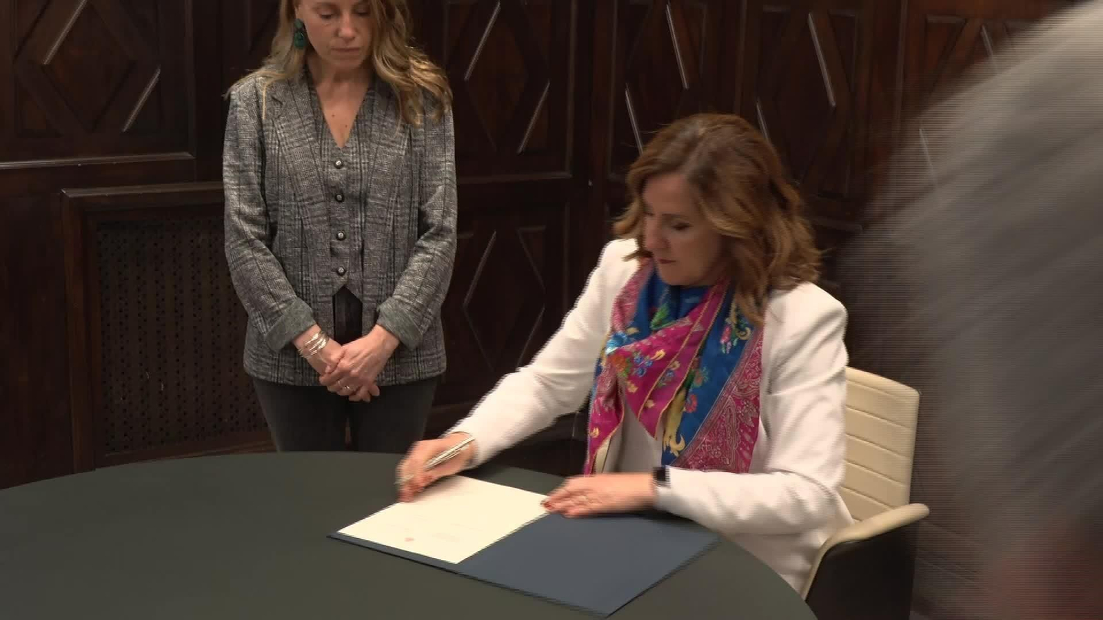 X027-VALENCIA MARIA JOSE CATALA