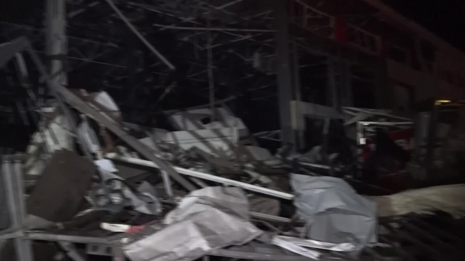 M004-UCRANIA BOMBARDEO JARKOV