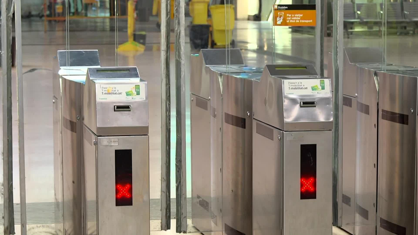 S046-BARCELONA INCIDENCIAS EN RODALIES TARDE