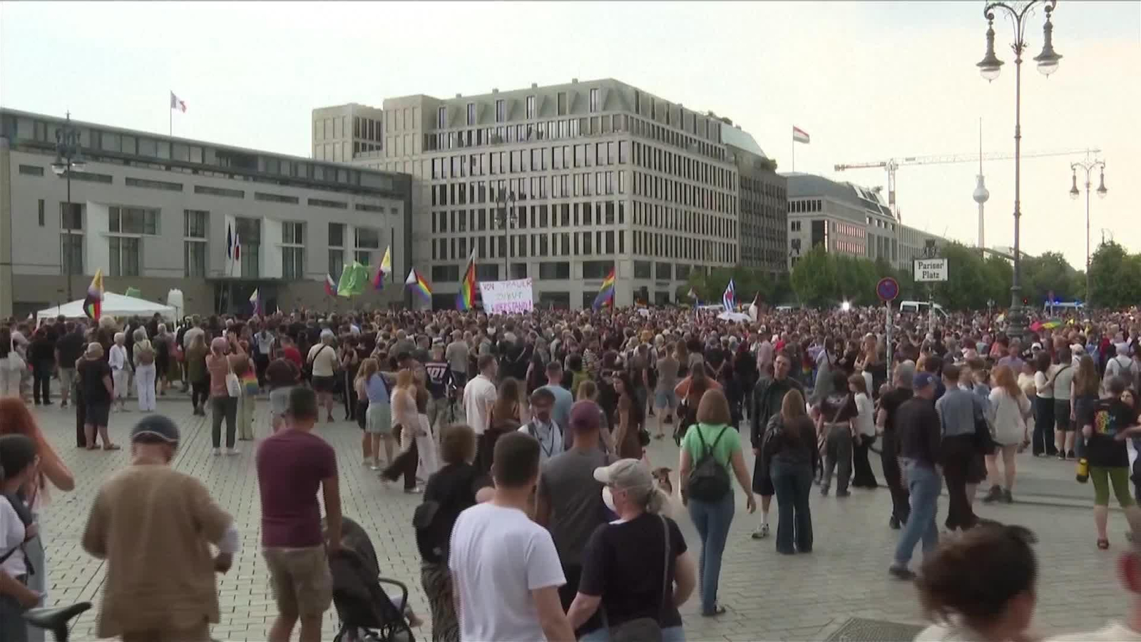 D009-ALEMANIA VIGILIA ATAQUE ORGULLO BERLIN