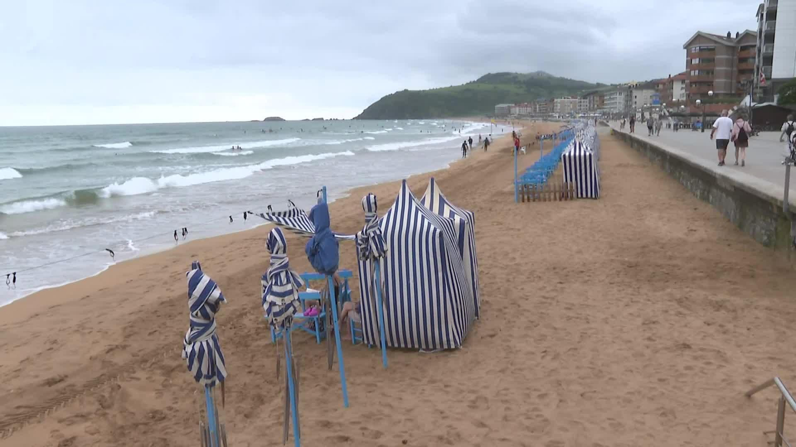 V626-GIPUZKOA PROHIBICION FUMAR PLAYAS ZARAUTZ