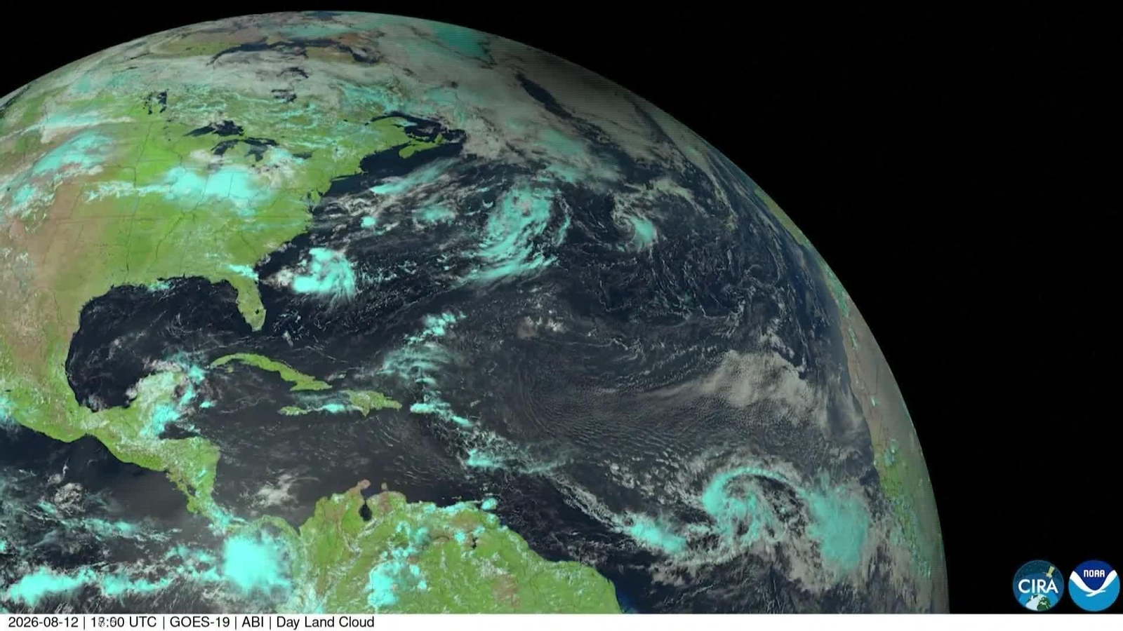 J010-ESPACIO EL ECLIPSE DESDE EL ESPACIO