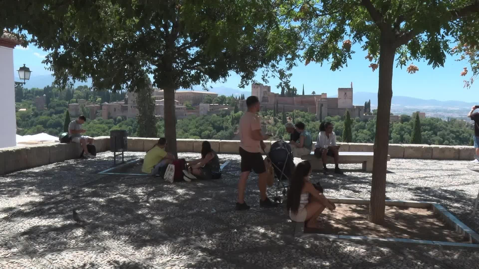 J043-GRANADA MEJORES SITIOS ECLIPSE