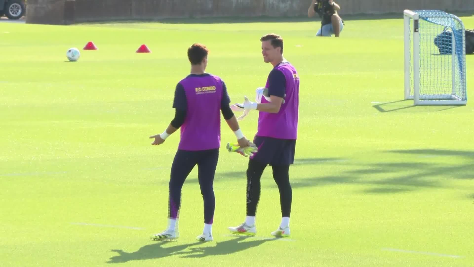V033-BARCELONA ENTRENO FC BARCELONA