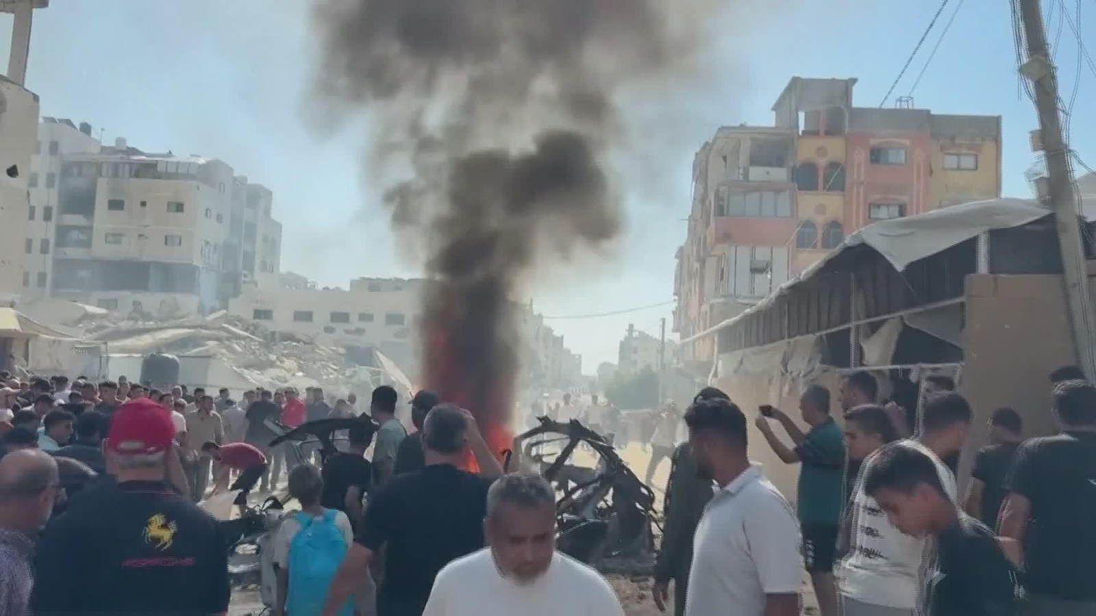 J073-GAZA ATAQUE ISRAELI VEHICULO