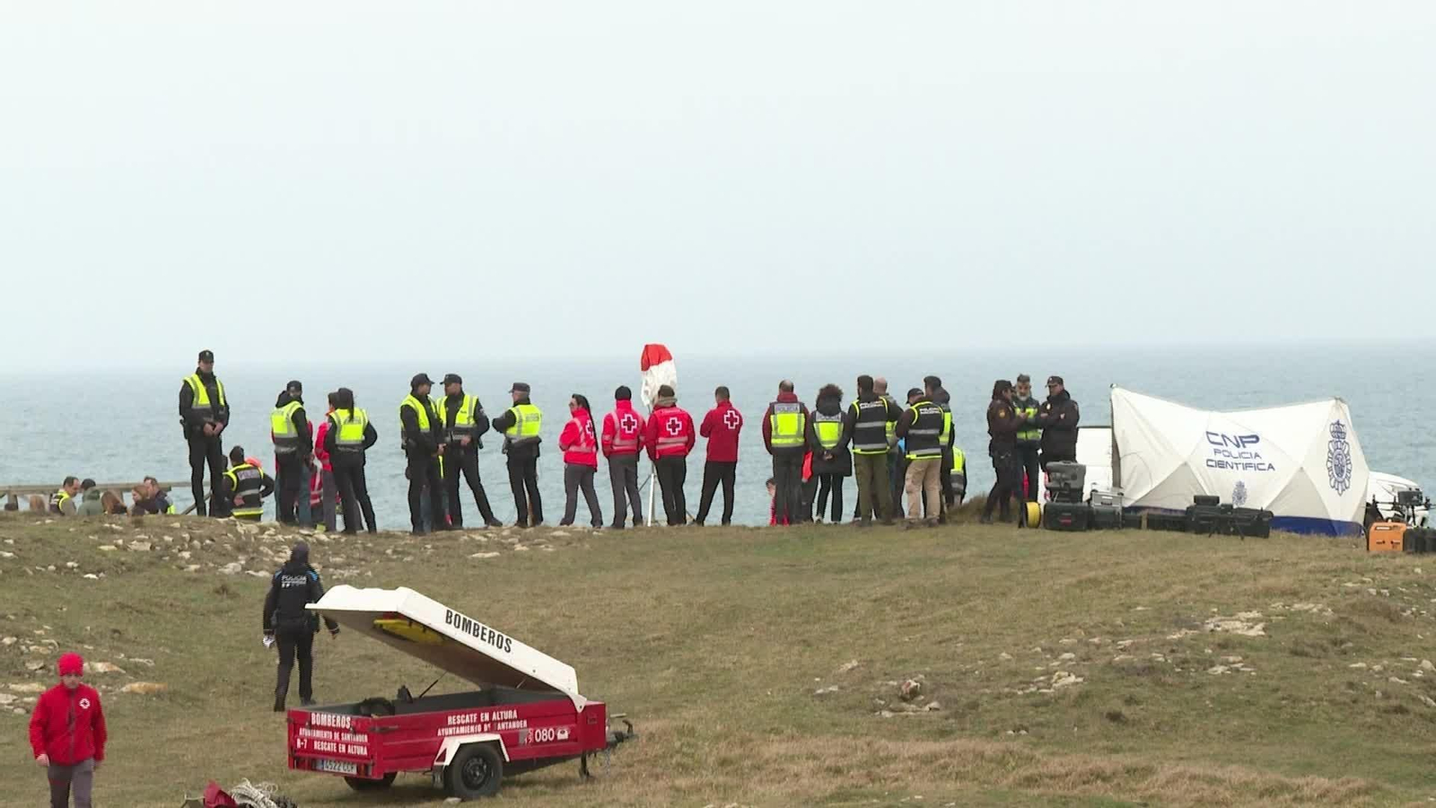 J077-SANTANDER INVESTIGACIÓN TARDE PASARELA