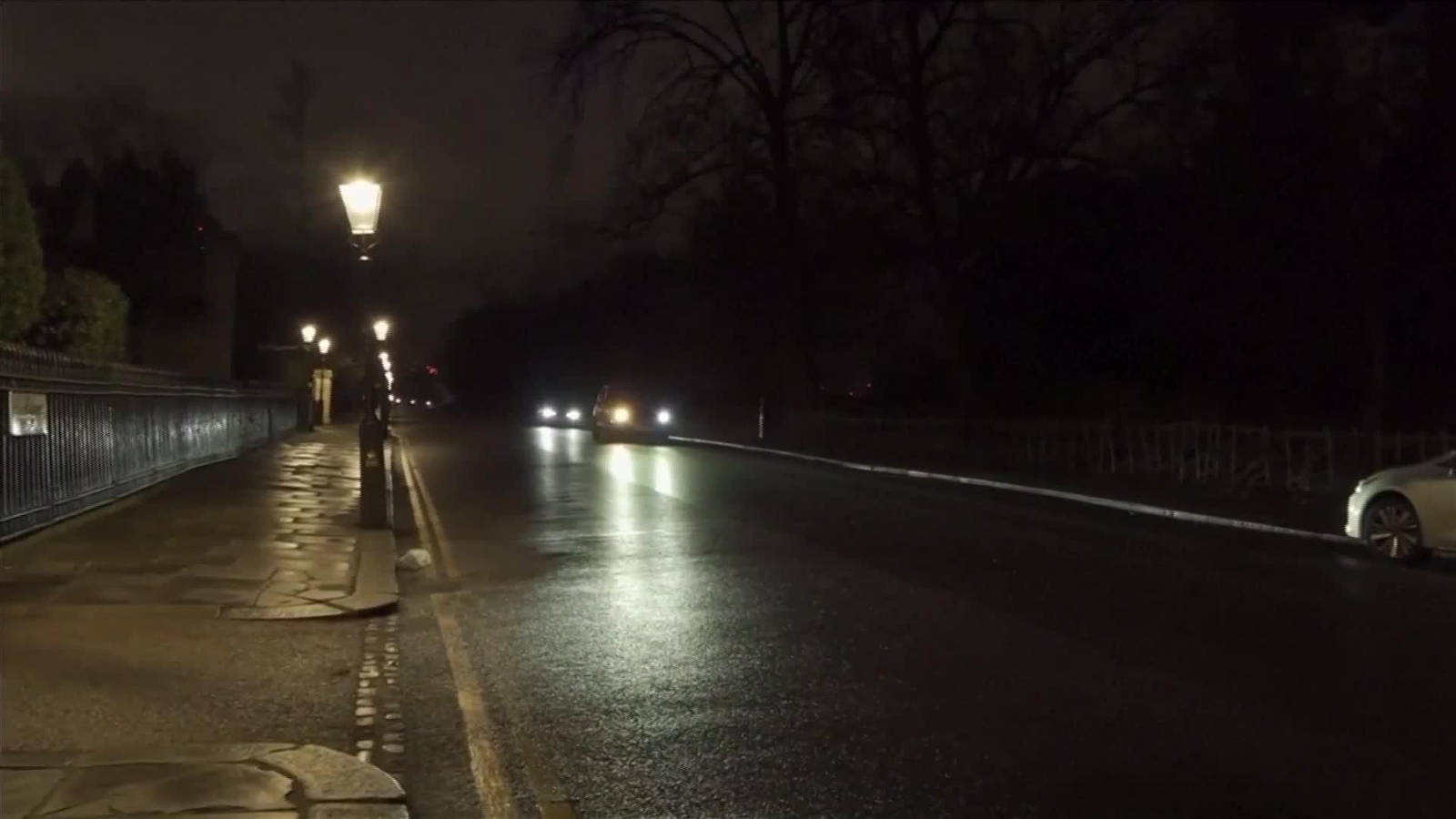 M008-REINO UNIDO MANDELSON SALE DE PRISION