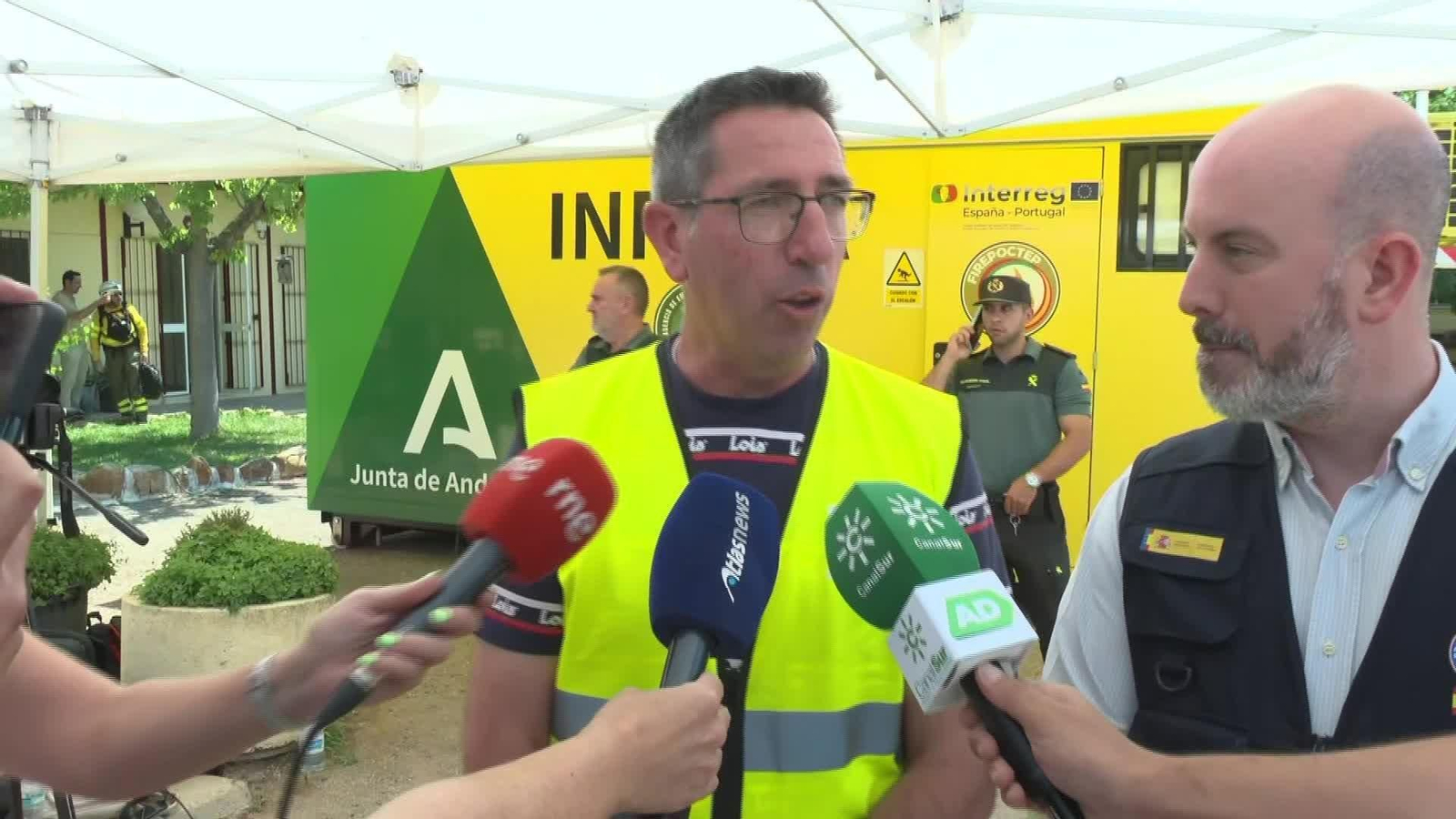 J027-JAEN SEGUIMIENTO INCENDIO SANTA ELENA