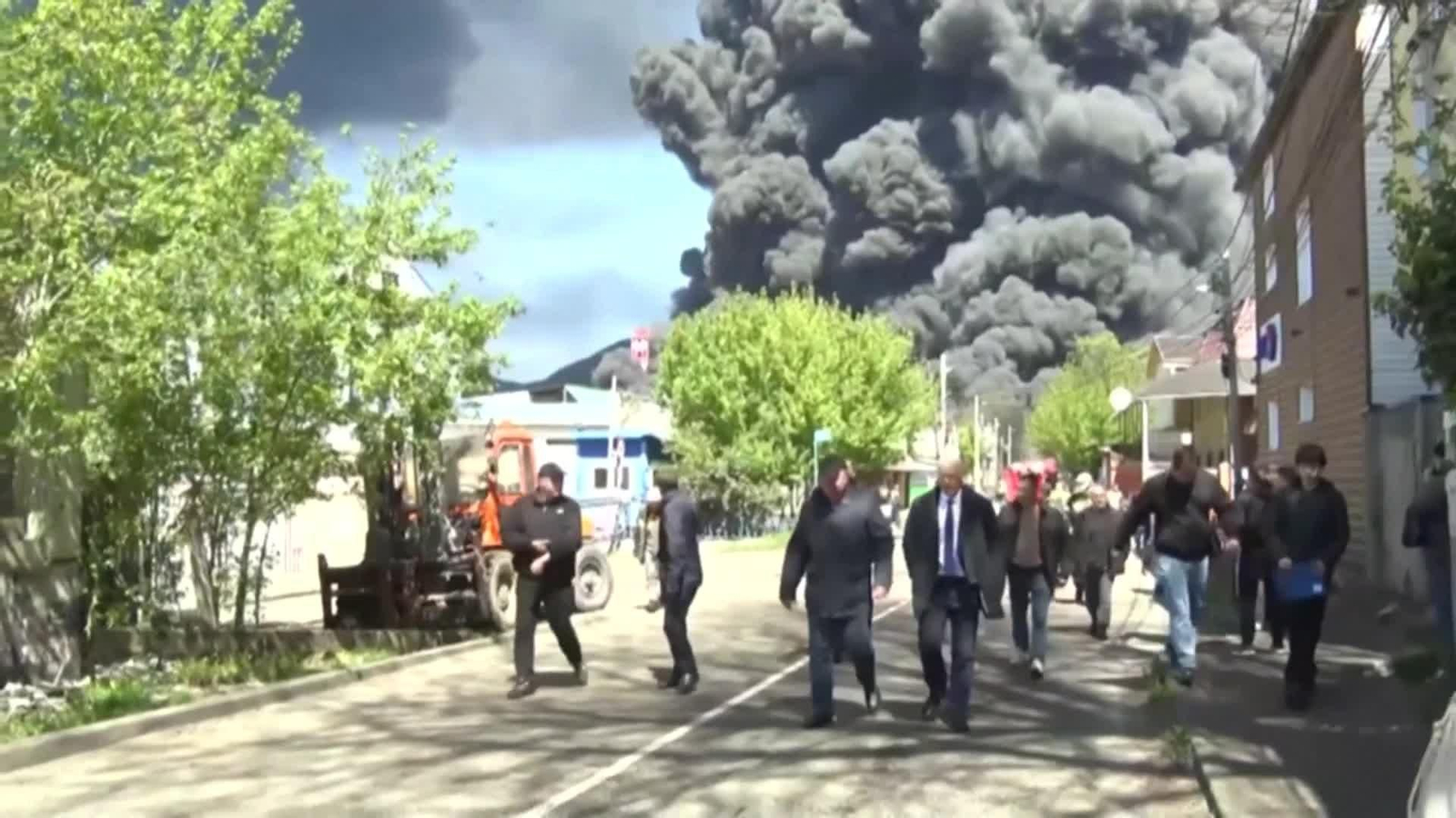 M076-UCRANIA ATAQUE RUSO EN REFINERIA