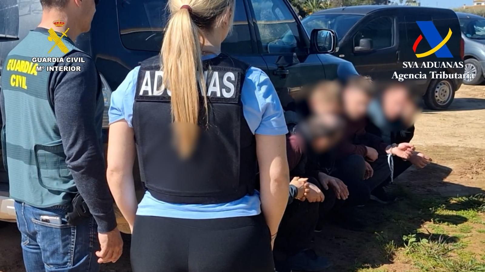 Liberados 18 inmigrantes explotados en fábricas de tabaco falsificado