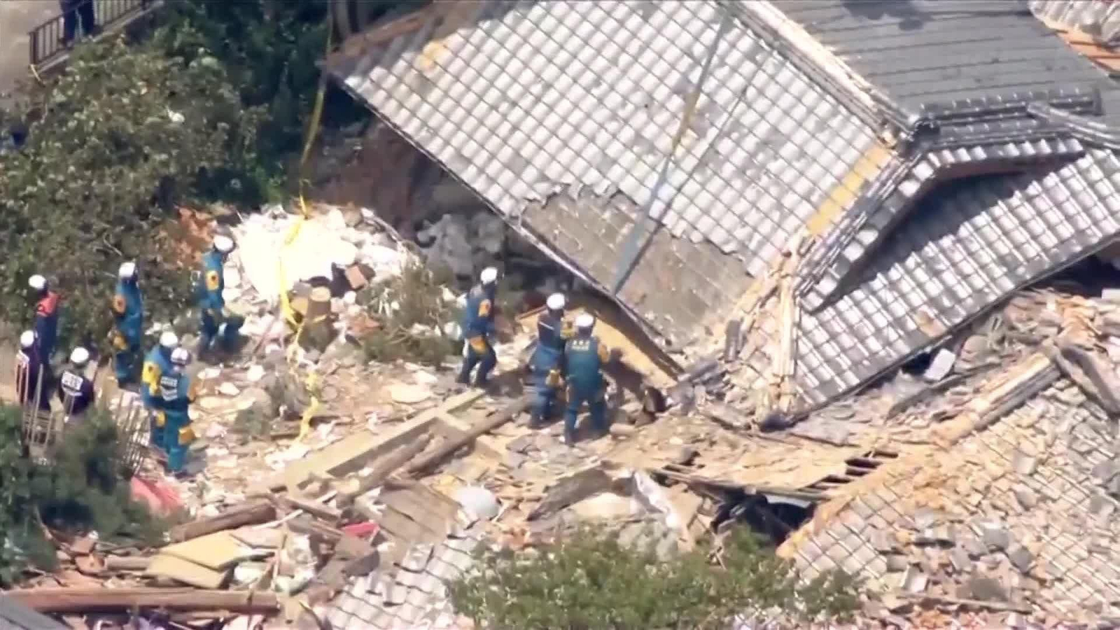 J008-JAPON MUERTOS TERREMOTO Y BUSQUEDA DESAPARECIDOS