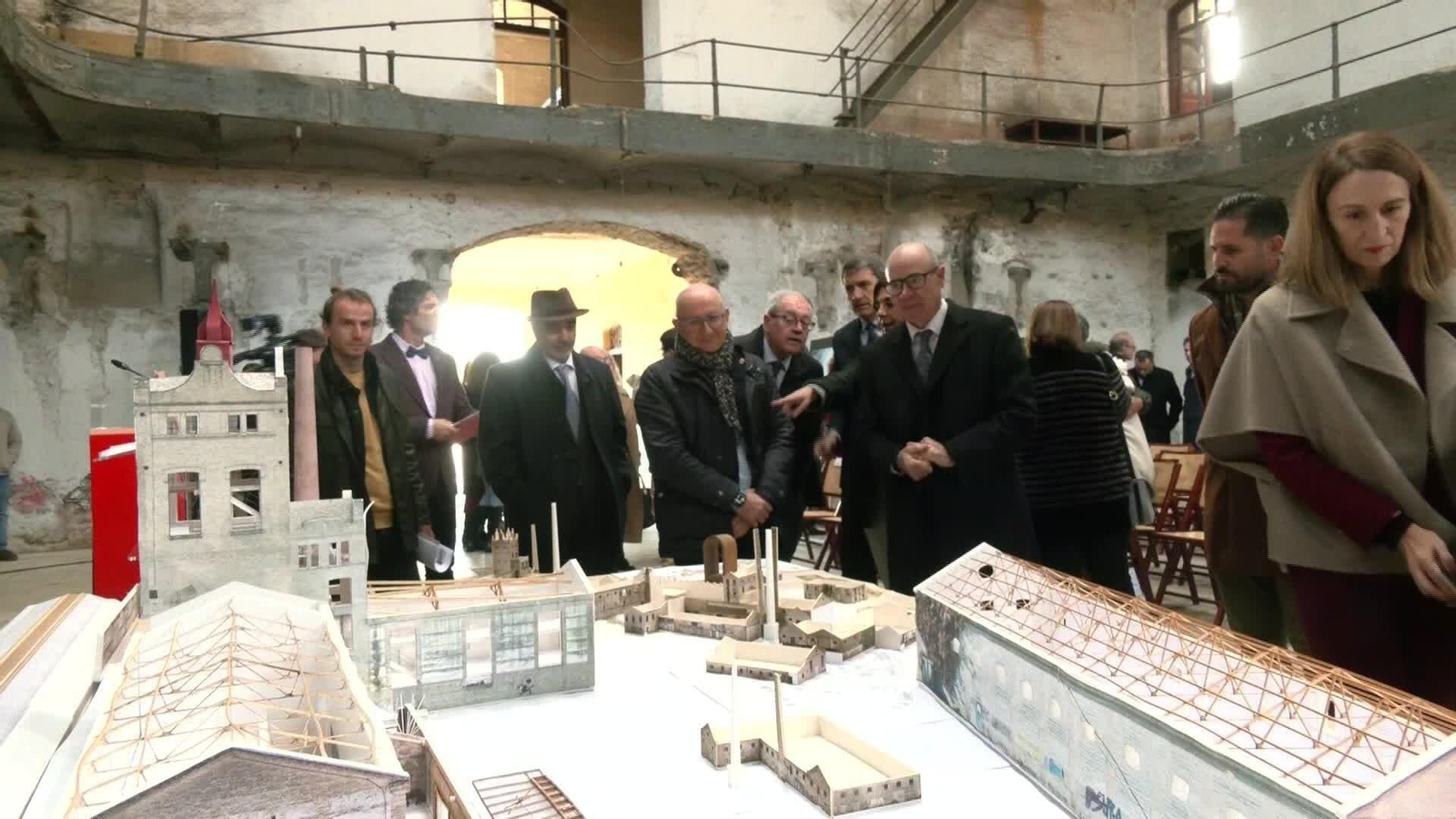 L057-GRANADA DELEGADO DEL GOBIERNO