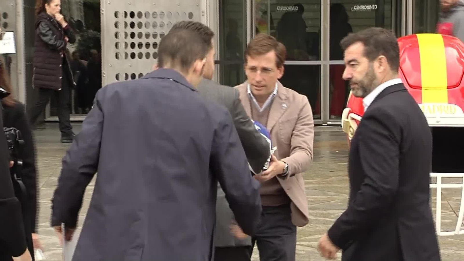 V033-MADRID ACTO ALMEIDA NFL