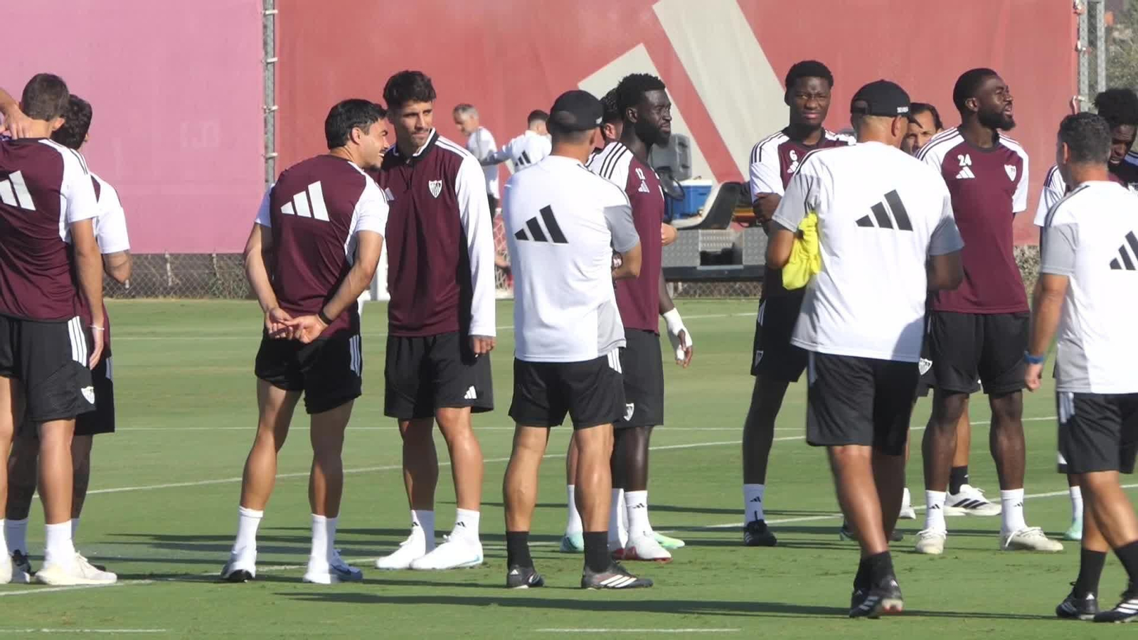 X033-SEVILLA ENTRENAMIENTO SEVILLA