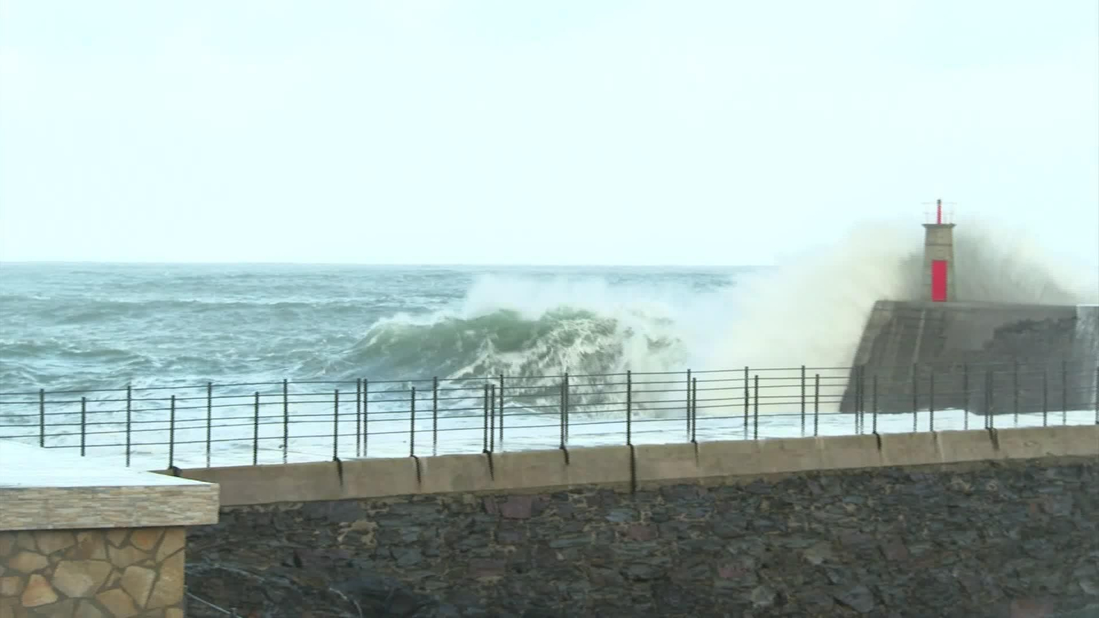 D029-VARIOS OLEAJE POR BORRASCA INGRID