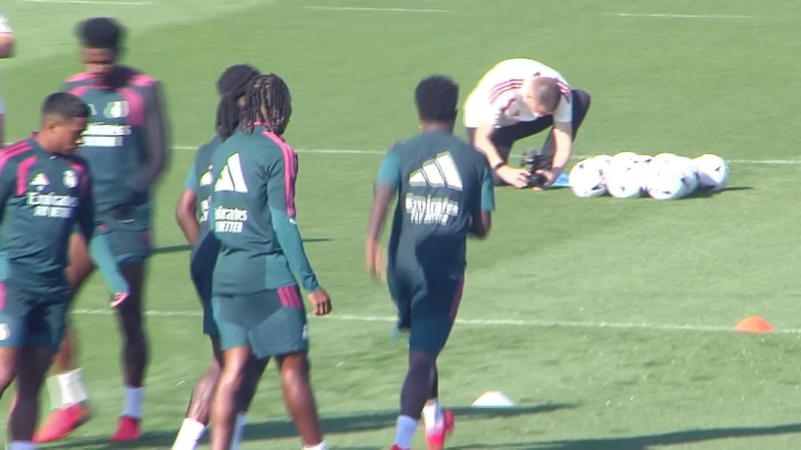 S022-MADRID ENTRENAMIENTO REAL MADRID