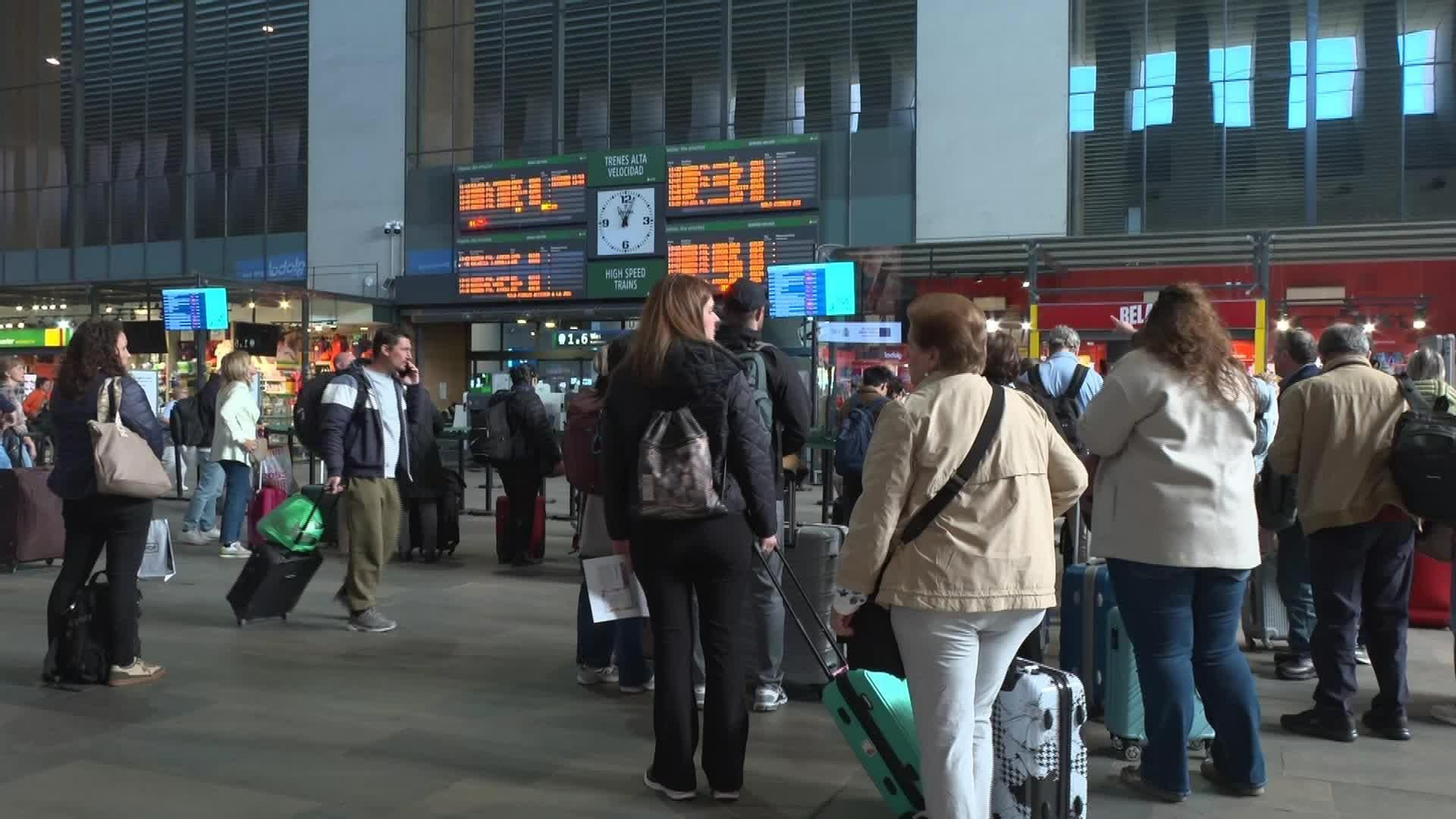 V047-SEVILLA ESTACIÓN AVE ESTA MAÑANA