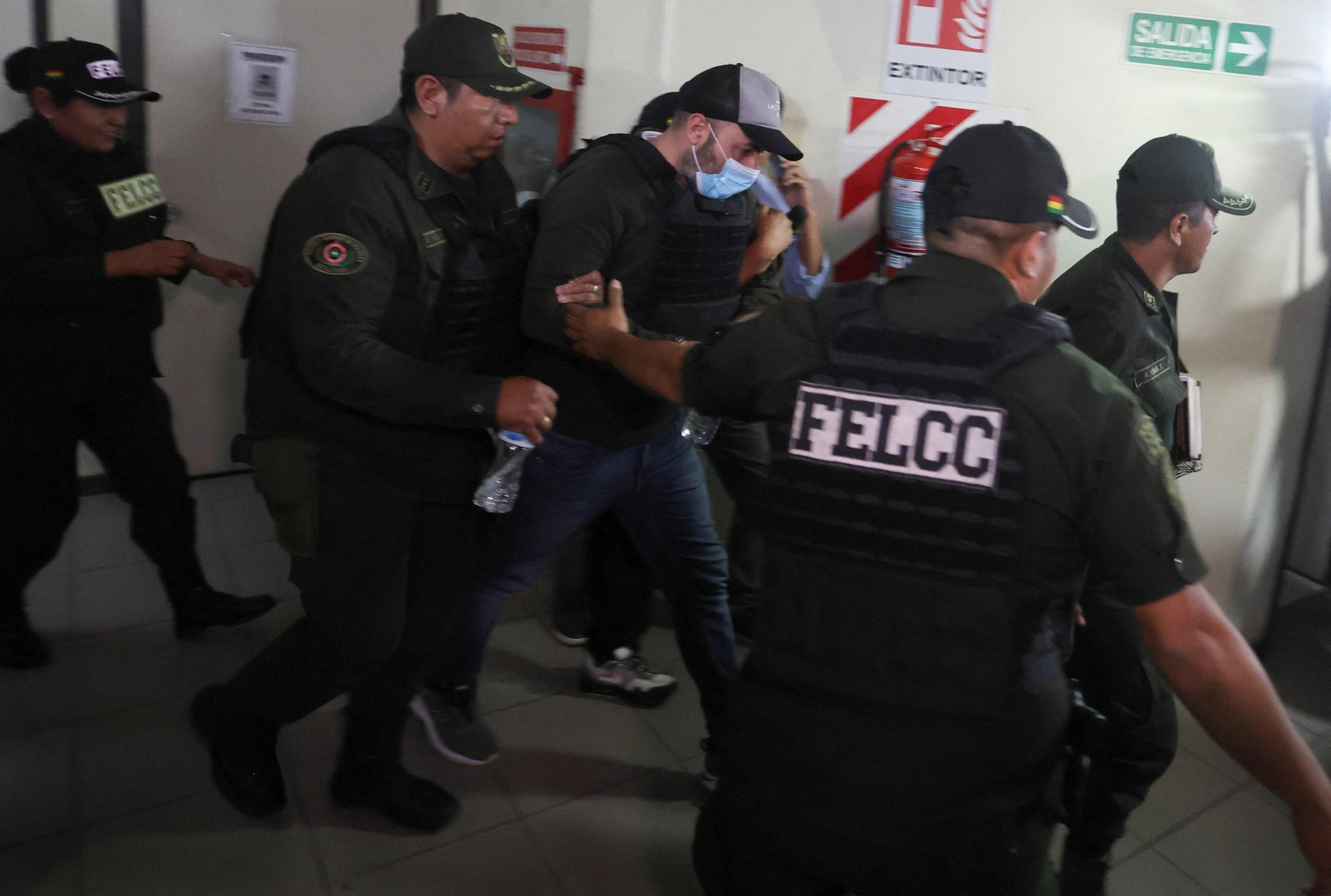 Prisión preventiva en Bolivia para el asesor de Milei y Paz por un ataque con sicarios a su expareja