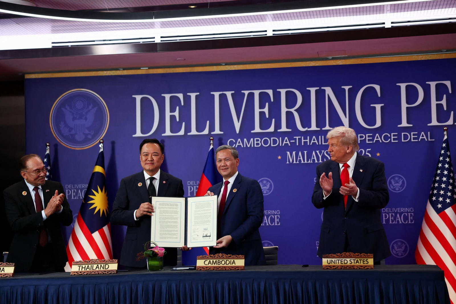 Trump asiste a la firma de un "acuerdo histórico" de paz entre Tailandia y Camboya Trump asiste a la firma de un "acuerdo histórico" de paz entre Tailandia y Camboya