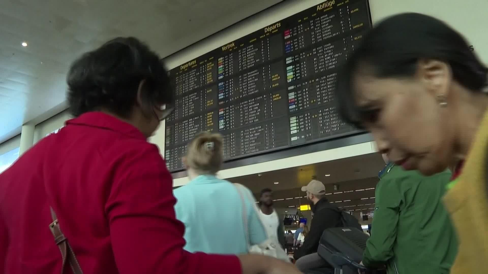 S008-BELGICA CIBERATAQUE AEROPUERTO VUELOS