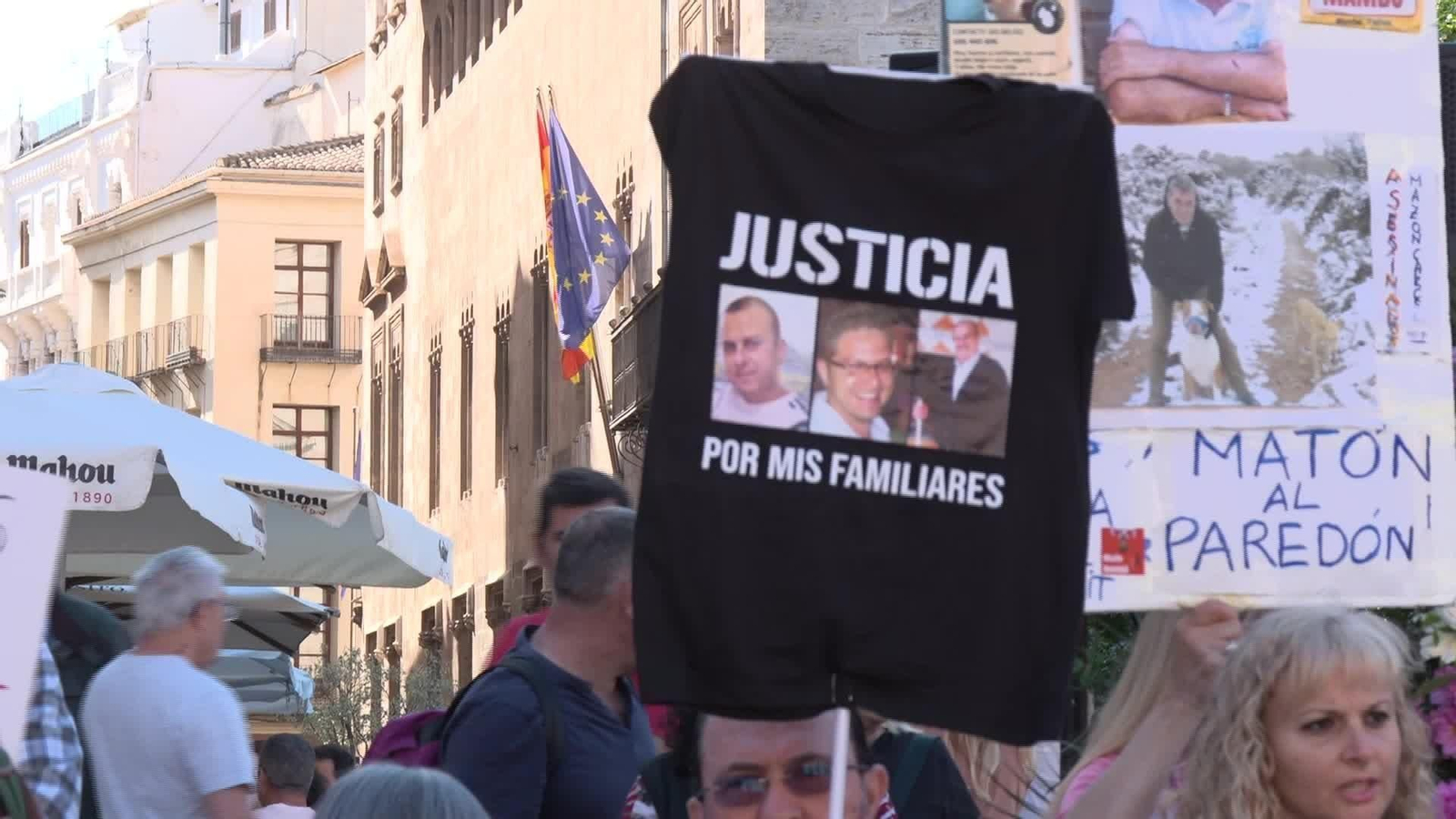 D030-VALENCIA PROTESTA CONTRA MAZON