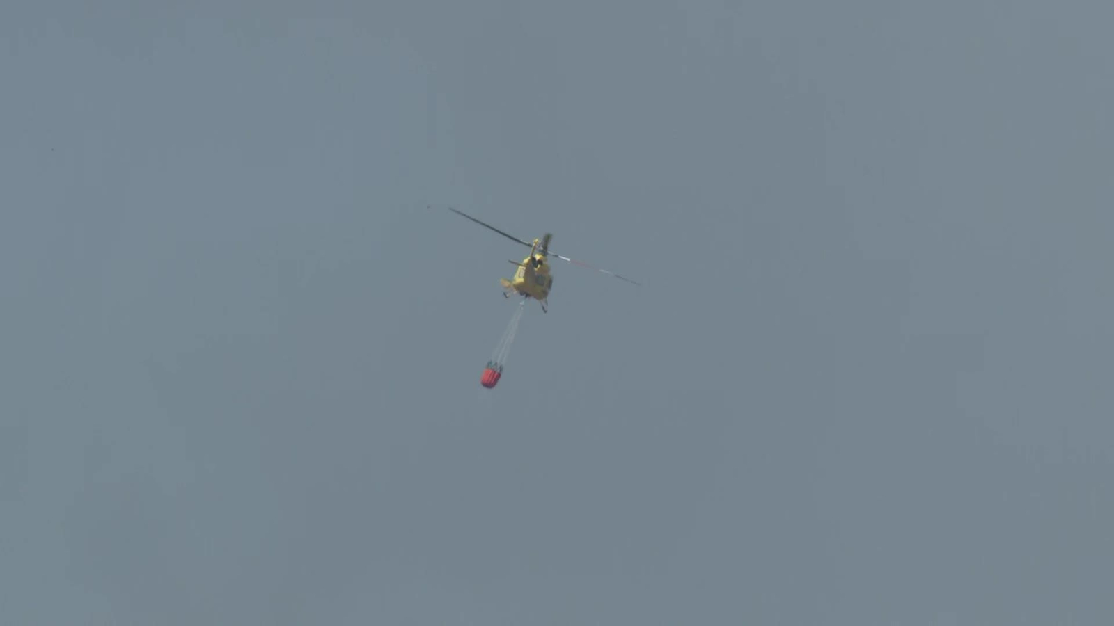 M059-HUELVA INCENDIO NIEBLA TARDE