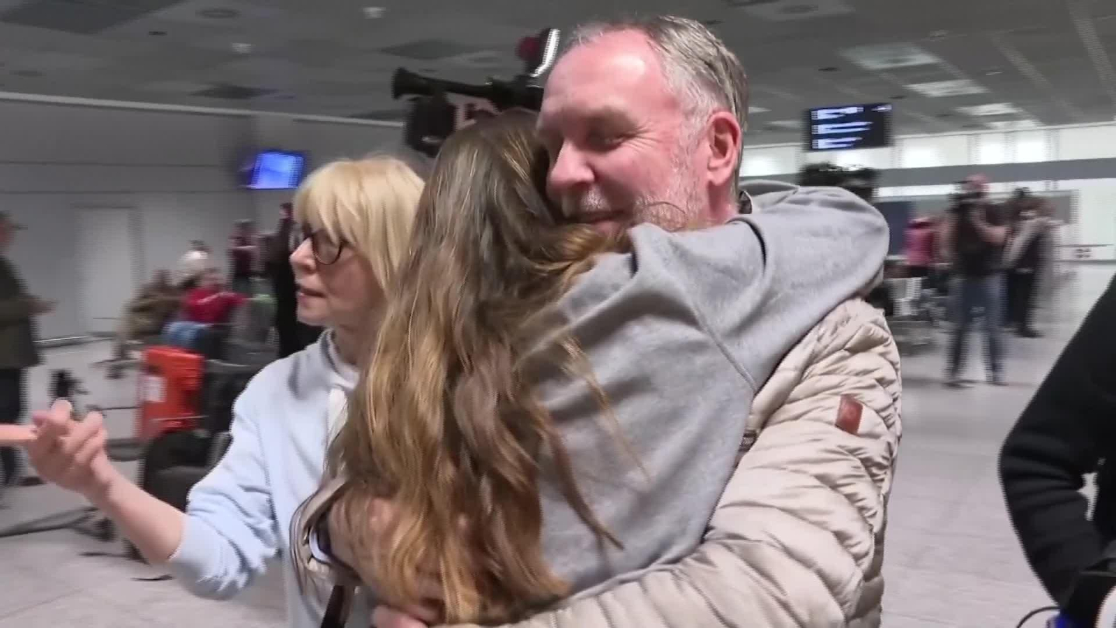 M064-ALEMANIA REGRESO TURISTAS