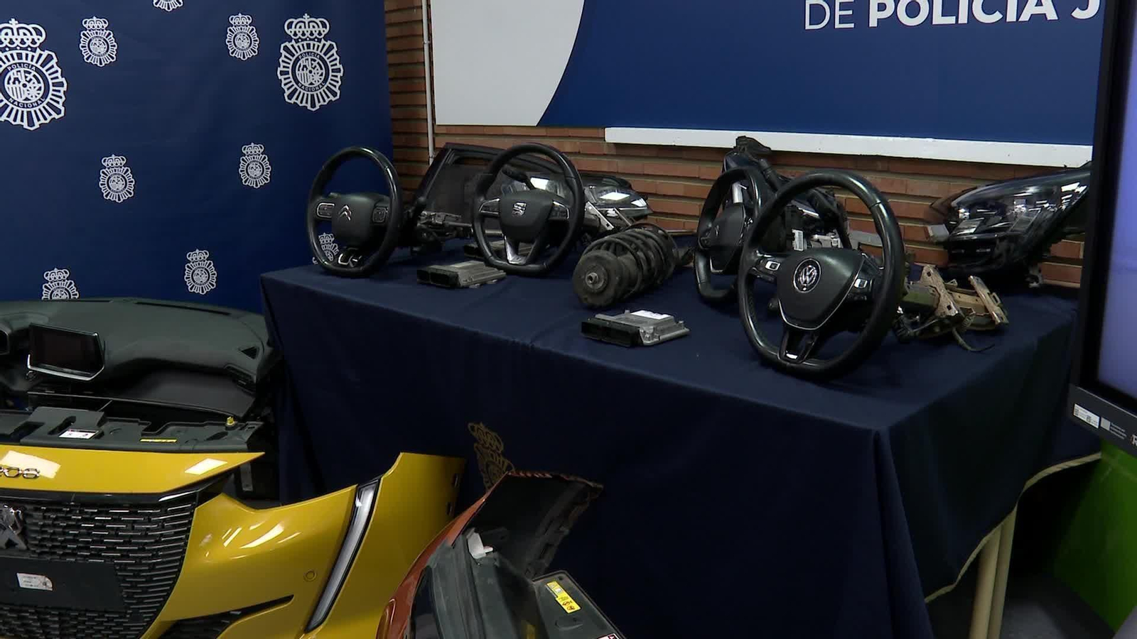 X026-MADRID POLICIA NACIONAL ROBO VEHICULOS RP