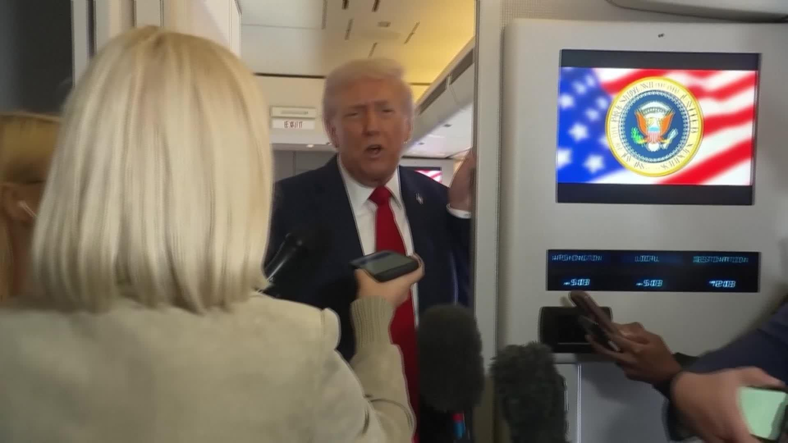 L005-EN AIRE TRUMP SEÑALA LA GUERRA HA TERMINADO
