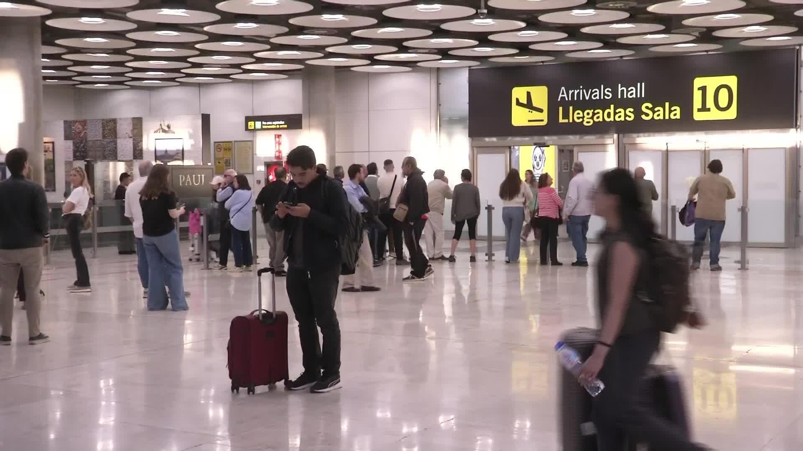 D042-MADRID VUELTA A CASA BARAJAS
