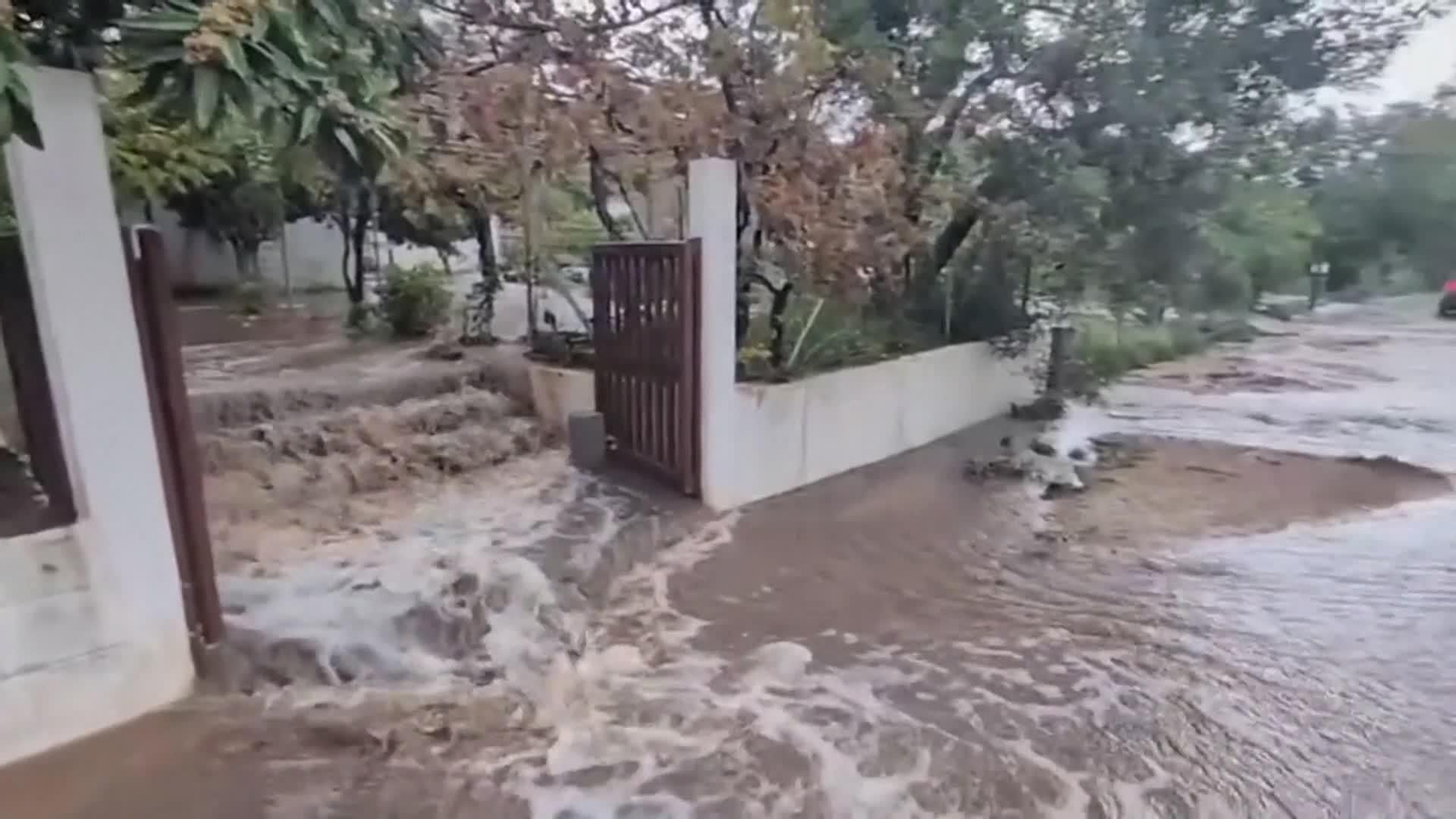 J039-GRECIA PUEBLOS INUNDACIONES