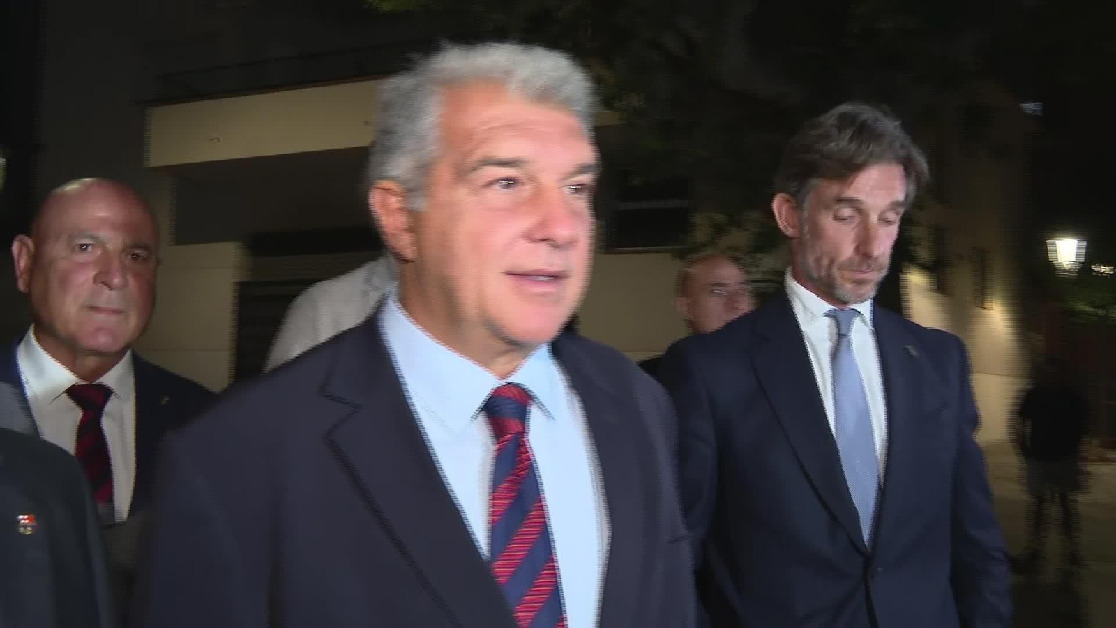 V065-BARCELONA ACTO LAPORTA