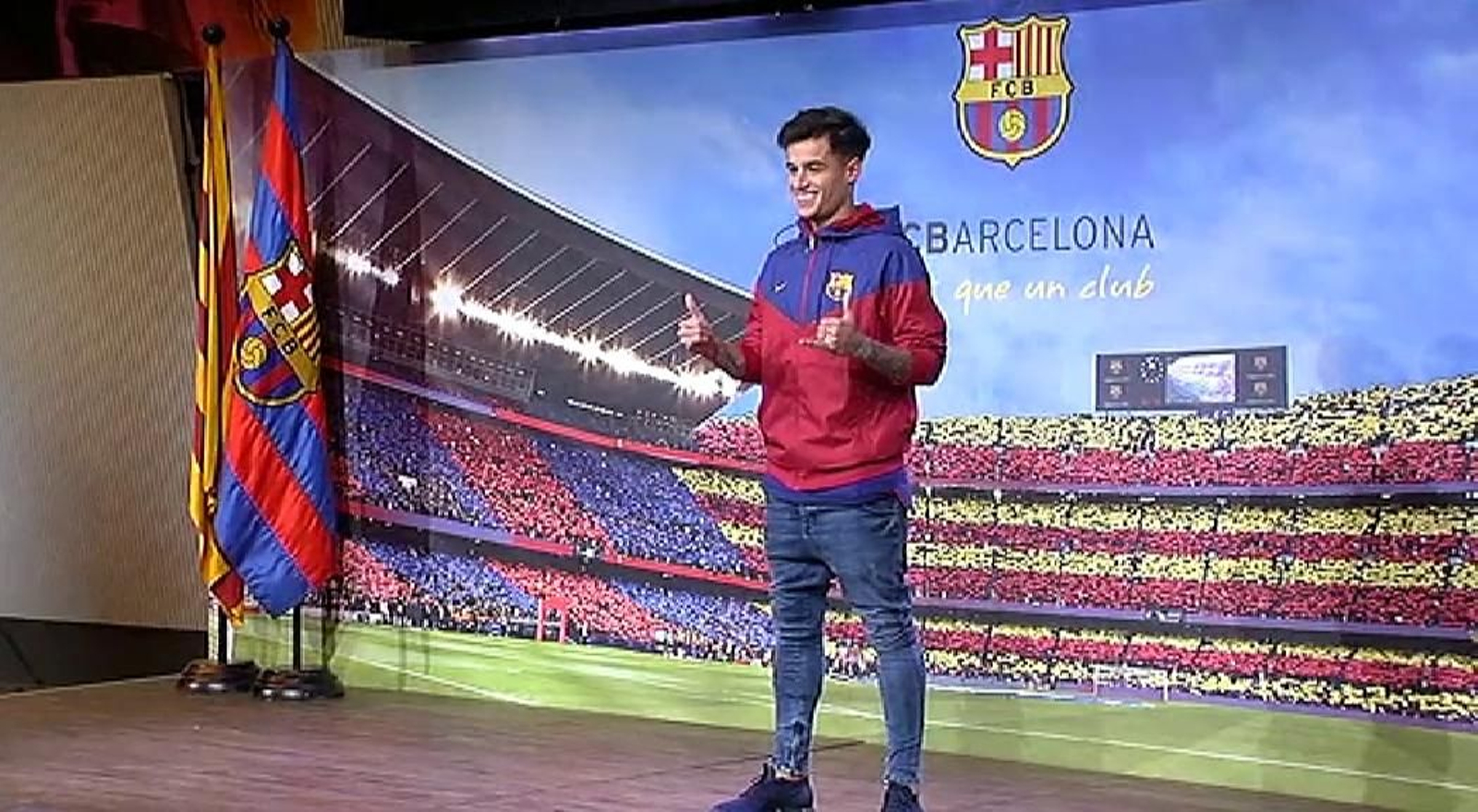 Coutinho ya es jugador oficial del Barcelona Coutinho ya es jugador oficial del Barcelona