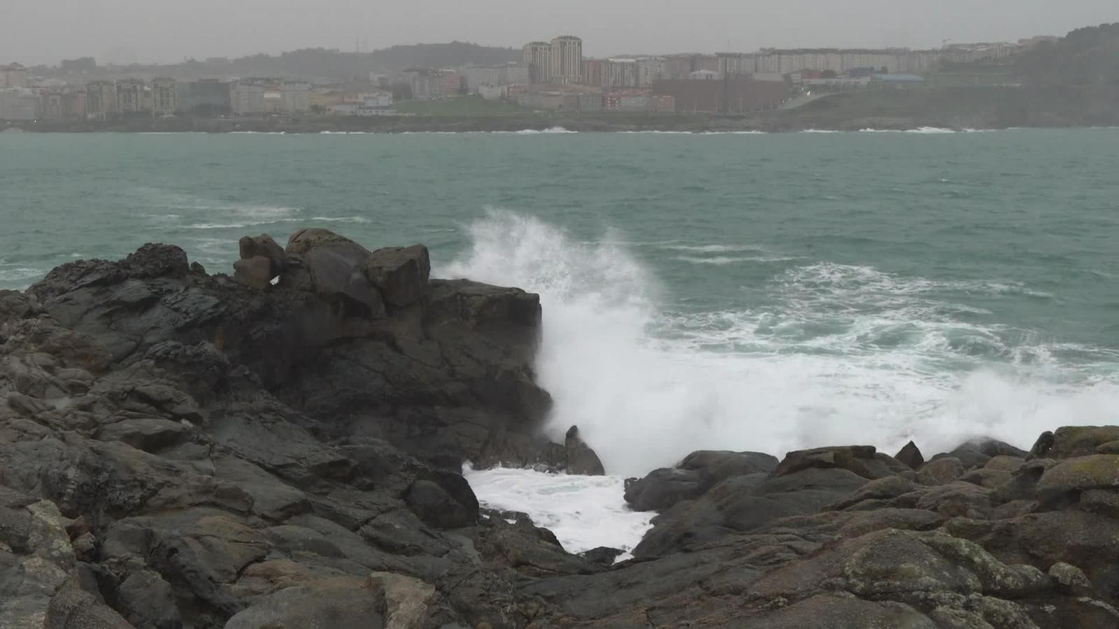 L063-A CORUNA ALERTA VIENTO