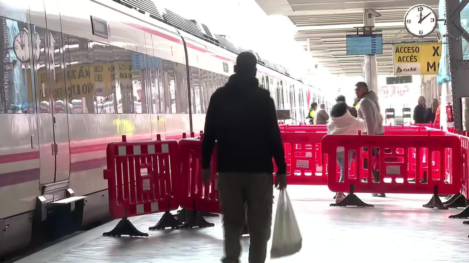 S030-VALENCIA AMBIENTE FALLAS