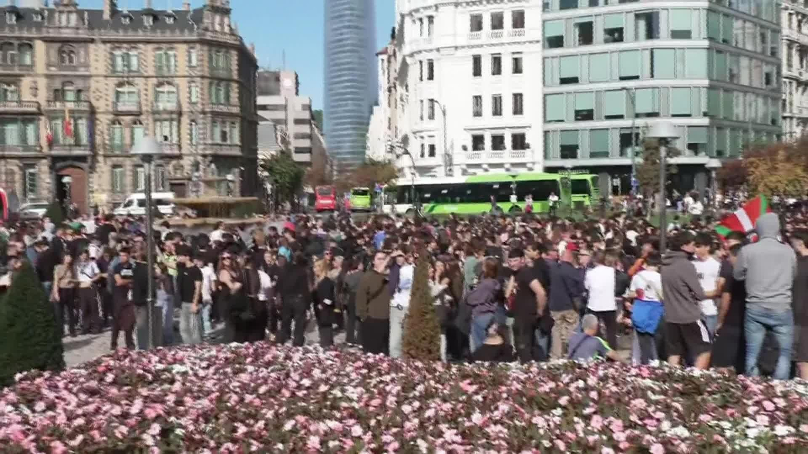 L048-BILBAO CONCENTRACION ANTIFASCISTA