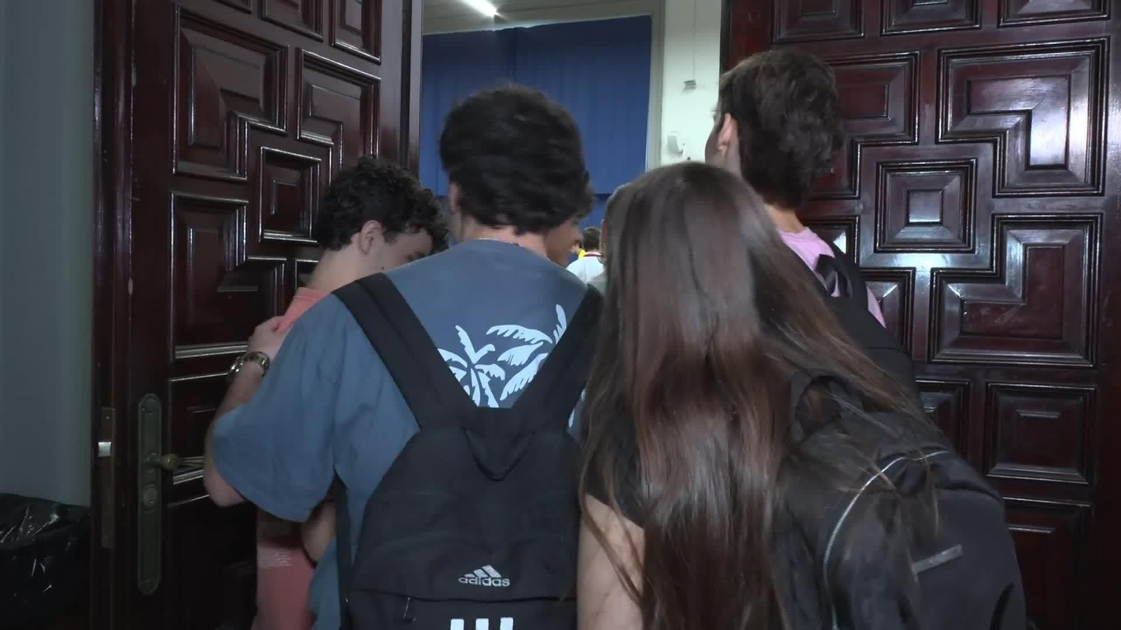 M011-SEVILLA SEGURIDAD EXAMENES PAU