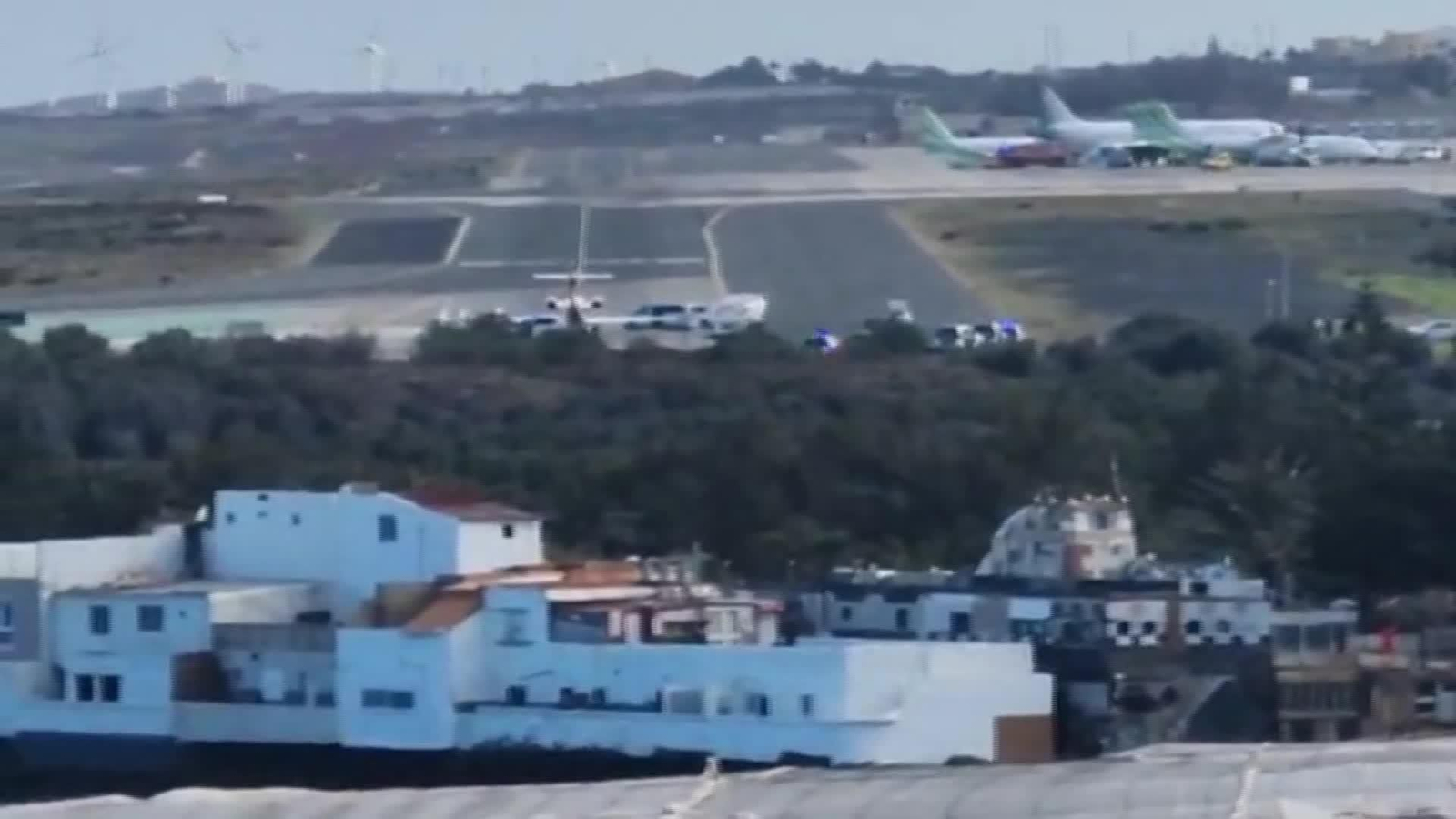 X079-GRAN CANARIA GANDO AVION HANTAVIRUS