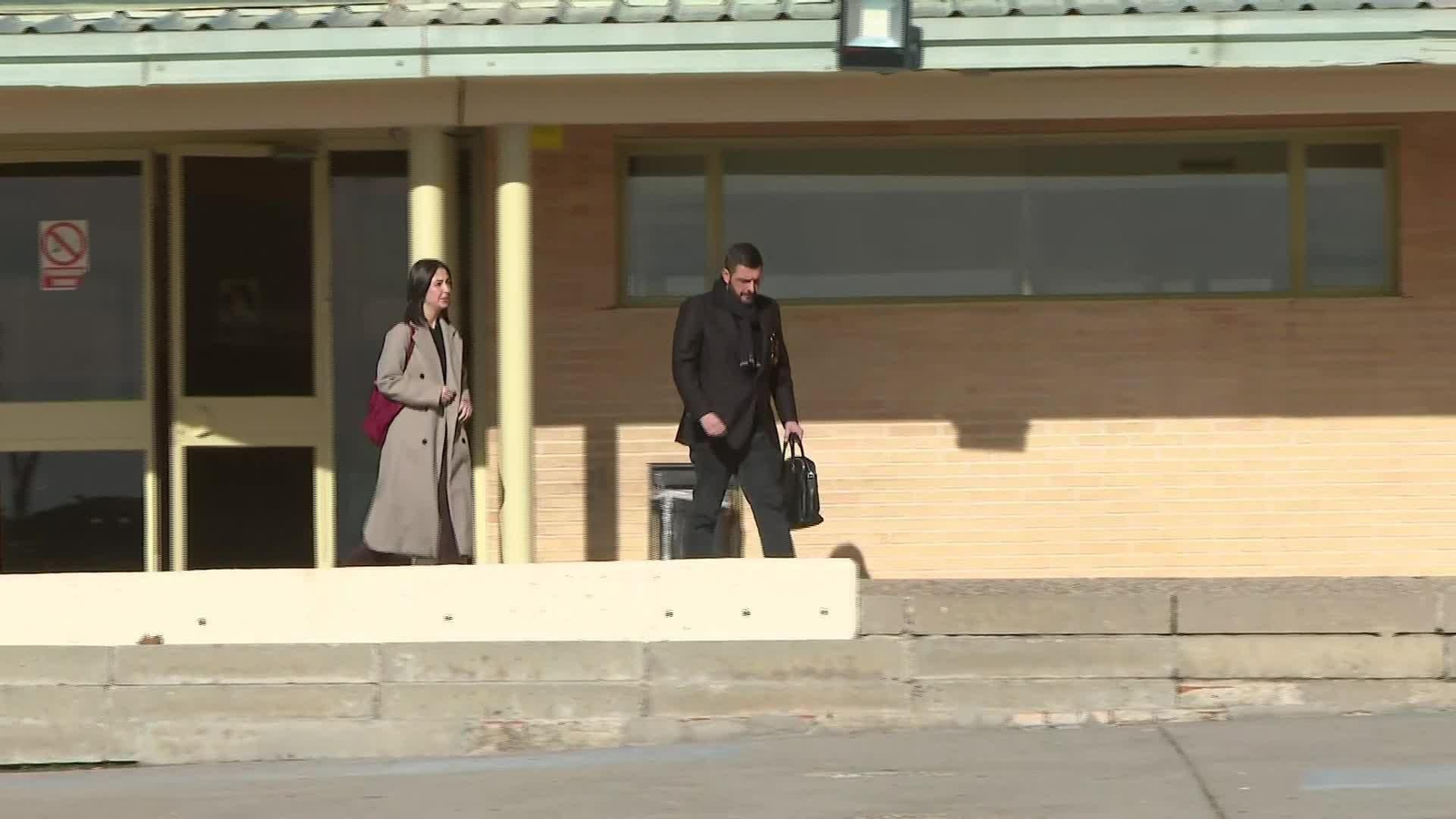 L047-MADRID ABOGADO ABALOS TRAS VISITARLE