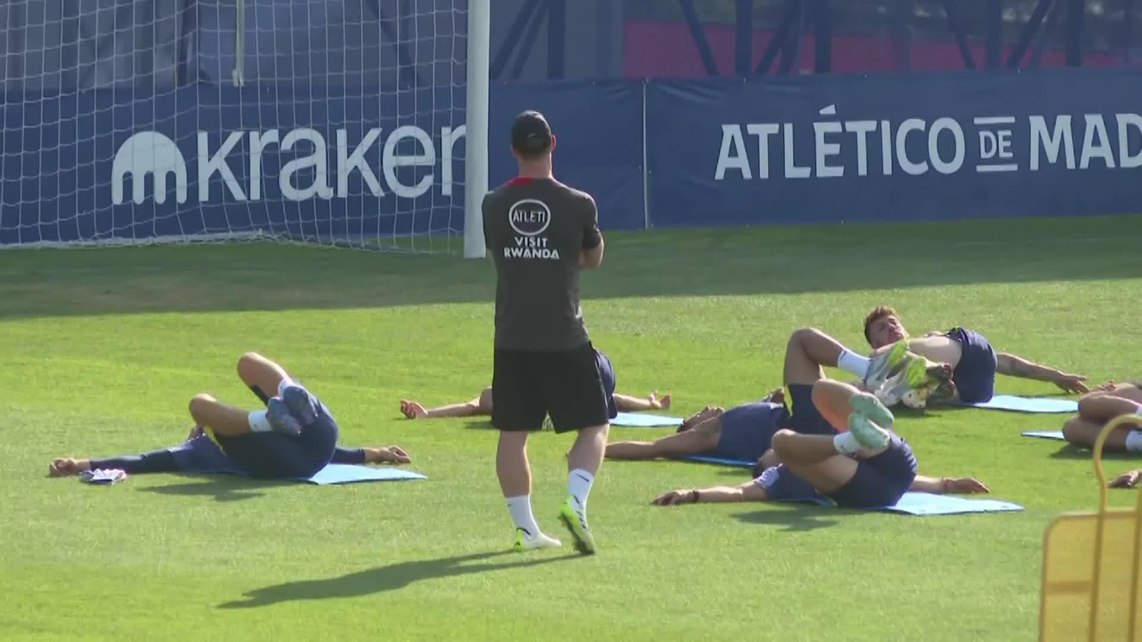 V039-MADRID ENTRENAMIENTO ATLETICO MADRID