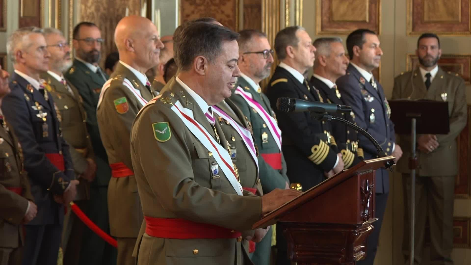 M021-BARCELONA PASCUA MILITAR