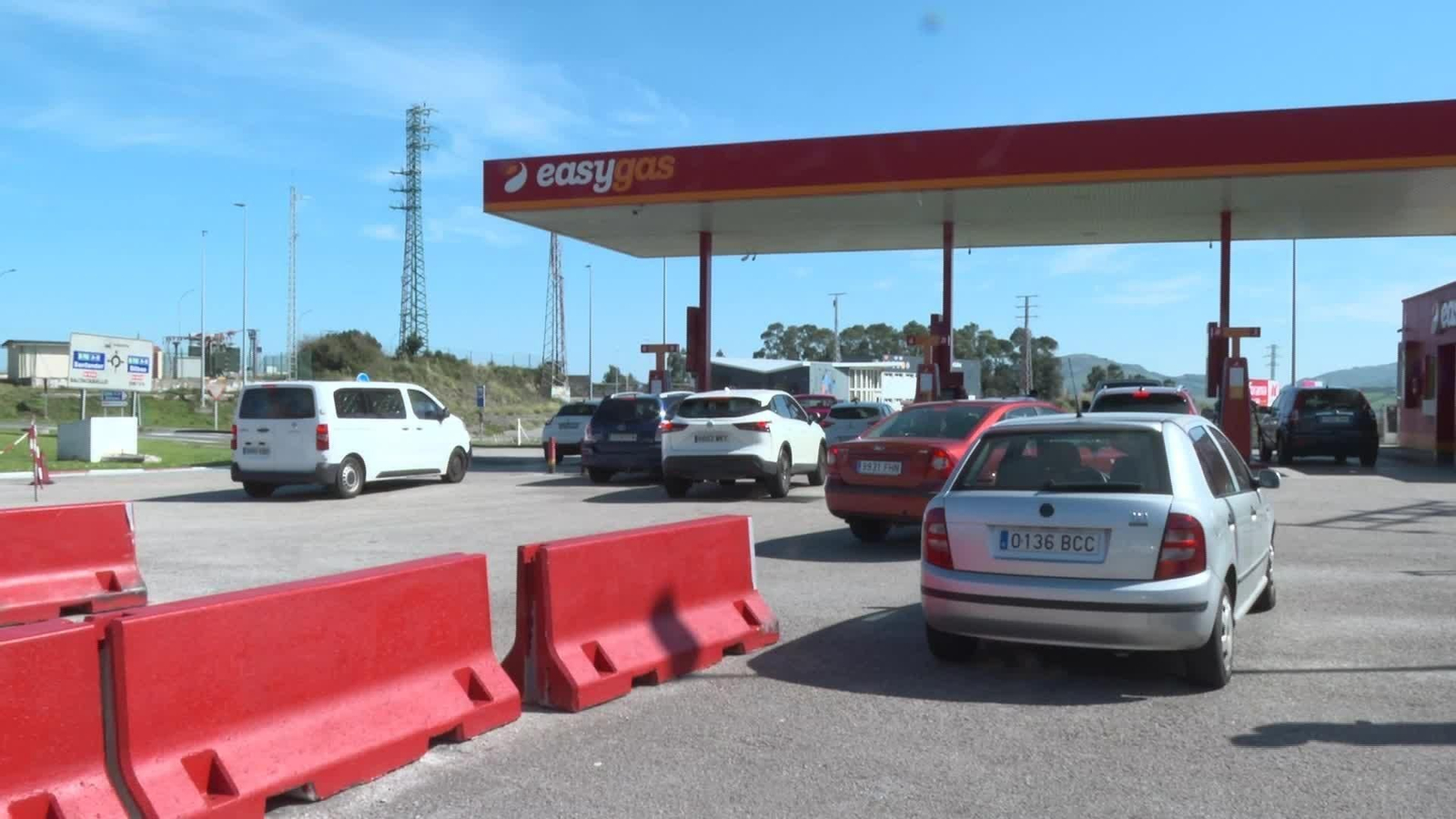 V025-VARIOS REACCIONES MEDIDAS GUERRA