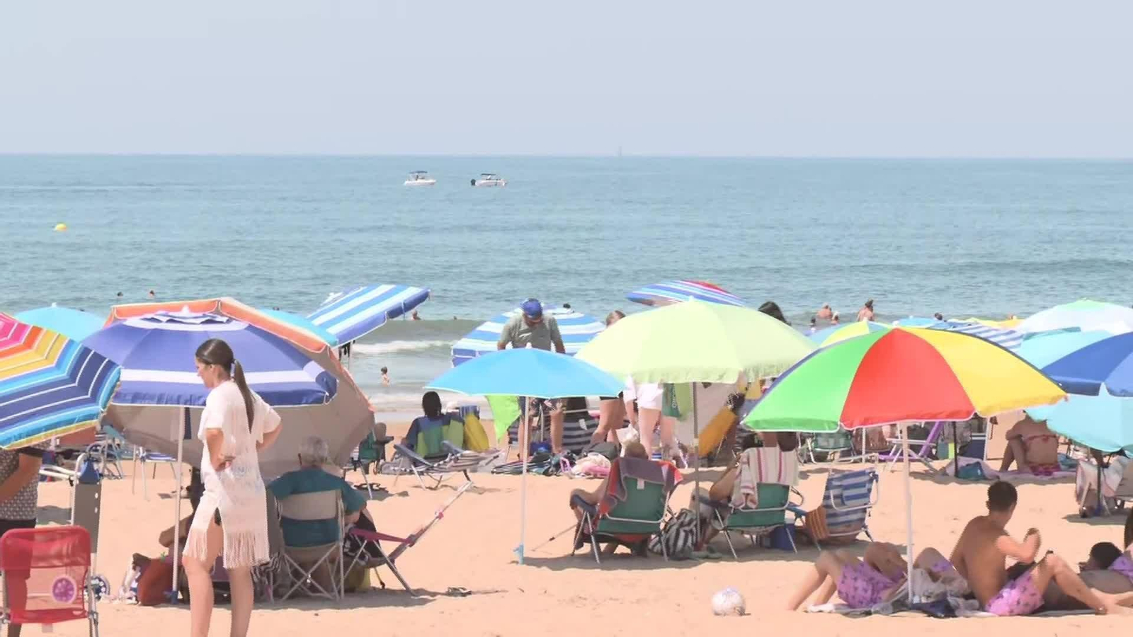 D018-HUELVA PLAYAS PARA COMBATIR OLA CALOR