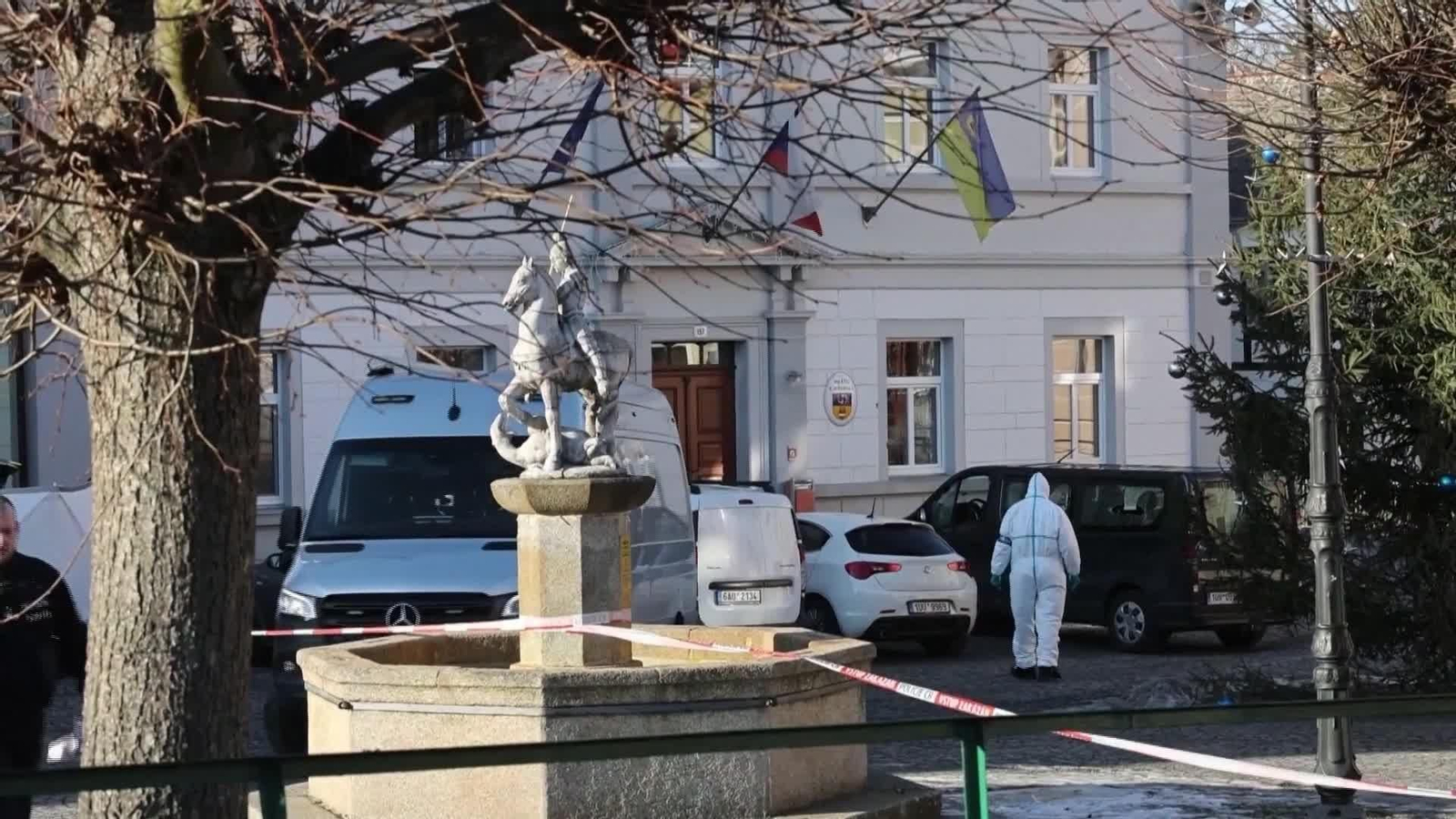 L084-REPUBLICA CHECA TIROTEO