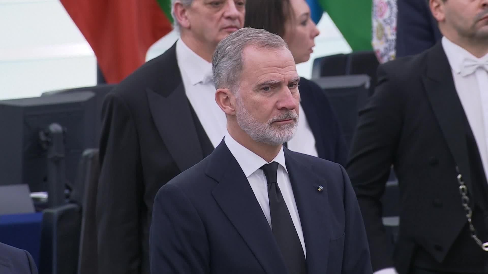 va minuto silencio ue rey