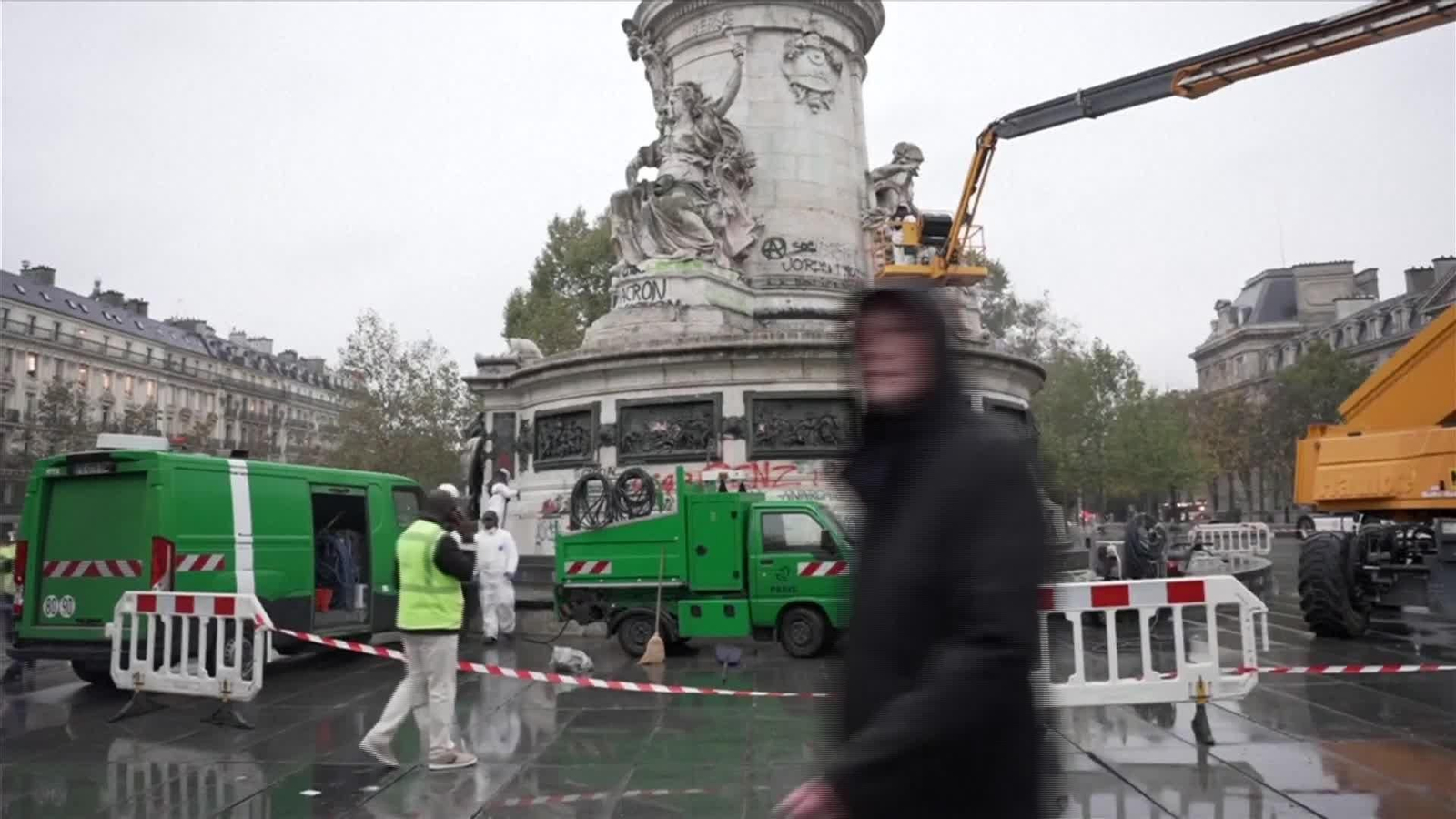 M093-FRANCIA LIMPIEZA TRAS PROTESTAS