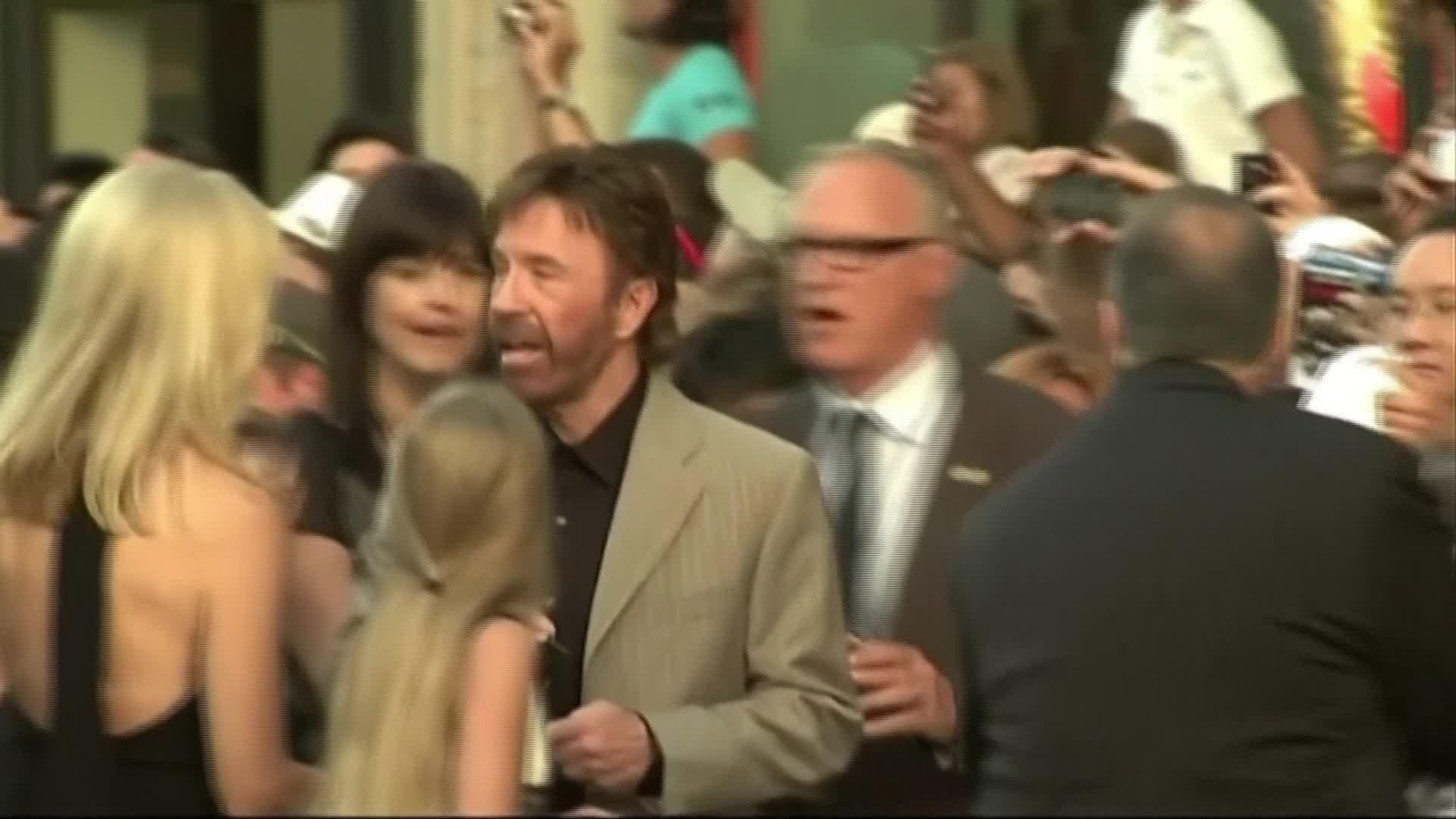 V070-EEUU MUERE CHUCK NORRIS