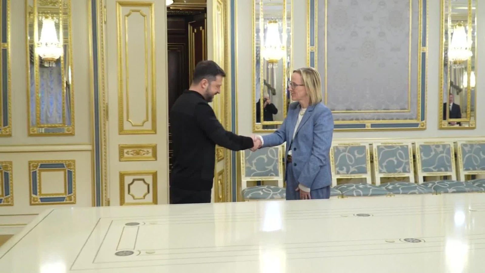 V008-UCRANIA REUNIÓN ZELENSKI DELEGACIÓN EEUU